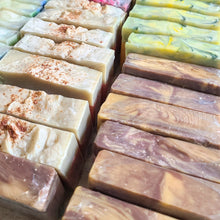 Load image into Gallery viewer, Online (Live Streaming) Cold Process Soap Making Class - Wixy Soap - Service
