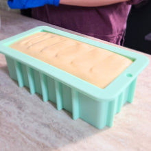 Load image into Gallery viewer, Online (Live Streaming) Cold Process Soap Making Class - Wixy Soap - Service
